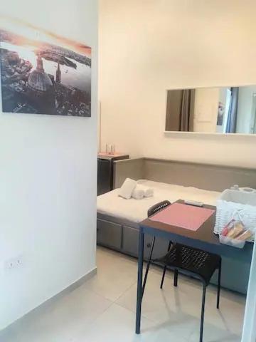 Ninety Eight Boutique Living Hotel Cospicua Exterior photo